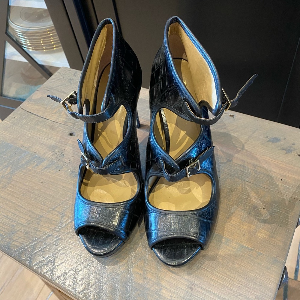 Black heels